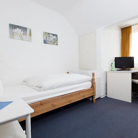 Hotel Garni Jacobs Bonn Bagian luar foto
