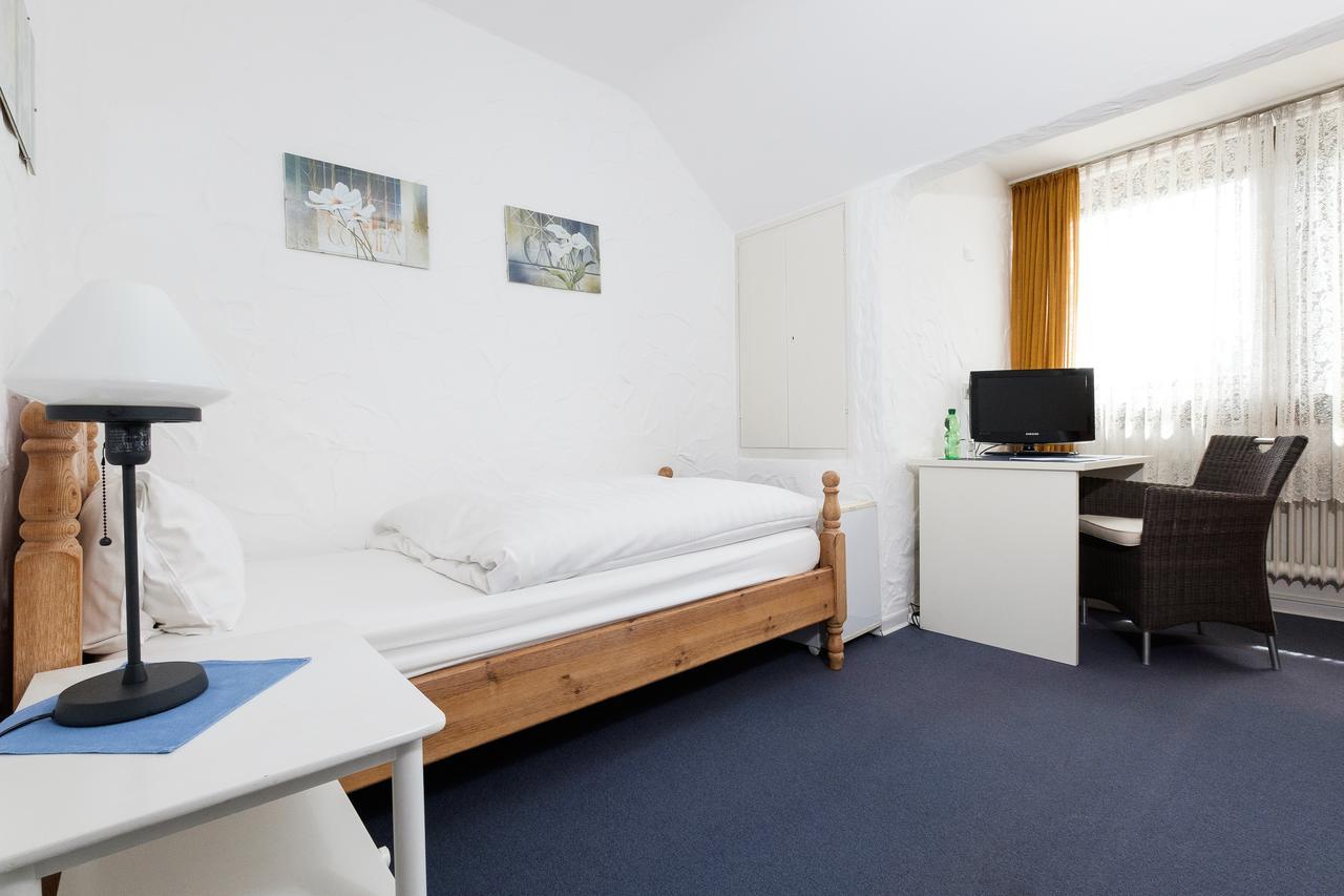 Hotel Garni Jacobs Bonn Bagian luar foto