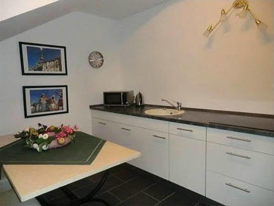 Hotel Garni Jacobs Bonn Bagian luar foto